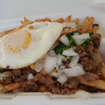 SactoMofo - Sisig fries from wandering boba - Food Trucks Near Me SactoMofo - Sisig fries from wandering boba - Food Trucks Near Me