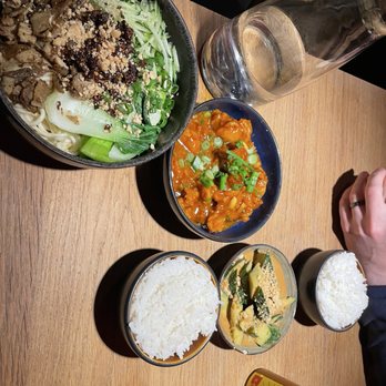 Mala Boom - Cucumber, Yuxiang chicken, pork dandan noodles - Szechuan Near Me - Paris