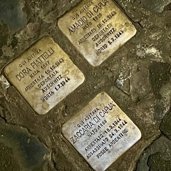 Ghetto Ebraico - In memory of those who were murdered during the Holocaust - Landmarks & Historical Buildings Near Me - Rome, RM
