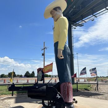 Cadillac Ranch Gift Shop - Gift Shops Near Me - Amarillo, Texas Cadillac Ranch Gift Shop - Gift Shops Near Me - Amarillo, Texas