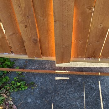 Alvarez Landscaping - a close up of a wooden fence - Landscaping Near Me - Healdsburg, California Alvarez Landscaping - a close up of a wooden fence - Landscaping Near Me - Healdsburg, California