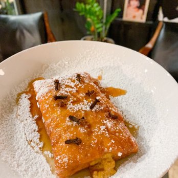 The Vintage - pumpkin spice beignet (seasonal) - Cafes Near Me - Baton Rouge, Louisiana