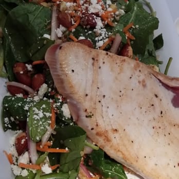 Burger Lounge - quinoa salad $8.95 with grill albacore $4.95 added...great basil lime dressing - Burgers Near Me - Coronado, California Burger Lounge - quinoa salad $8.95 with grill albacore $4.95 added...great basil lime dressing - Burgers Near Me - Coronado, California
