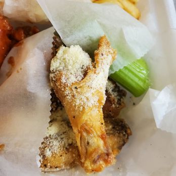 M Town Wing - Dry wings - Chicken Wings Near Me - Middletown, Connecticut