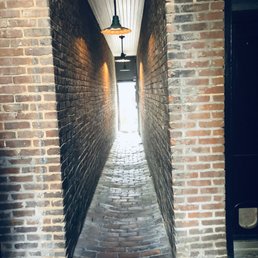 Who knew there were fun Euro walkways on Market Street?