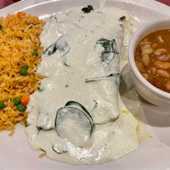 Mercado Juarez Cafe - Spinach enchiladas - Mexican Near Me - Fort Worth, Texas Mercado Juarez Cafe - Spinach enchiladas - Mexican Near Me - Fort Worth, Texas