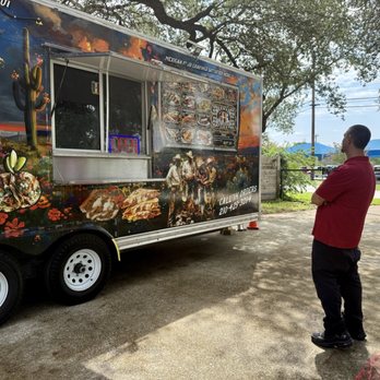 Los Viejones - A guy that works at Brake Check next door getting ready to tear into some amazing tacos. - Mexican Near Me - San Antonio, Texas Los Viejones - A guy that works at Brake Check next door getting ready to tear into some amazing tacos. - Mexican Near Me - San Antonio, Texas