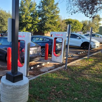 Tesla Supercharger - Tesla supercharger station - EV Charging Stations Near Me - Dallas, Texas Tesla Supercharger - Tesla supercharger station - EV Charging Stations Near Me - Dallas, Texas