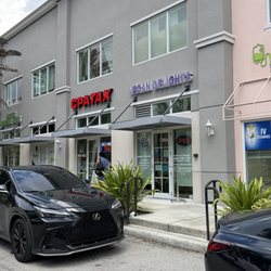 Vegan Delights - Miramar - Outside view