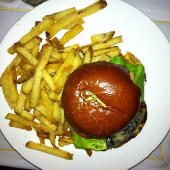 Madera - Oak Grilled Sand Hill Burger w/ House Cut Fries - Room Service - New American Near Me - Menlo Park, California Madera - Oak Grilled Sand Hill Burger w/ House Cut Fries - Room Service - New American Near Me - Menlo Park, California