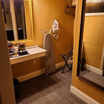 The Dylan At SFO - Vanity nook/closet - Hotels Near Me - Millbrae, California The Dylan At SFO - Vanity nook/closet - Hotels Near Me - Millbrae, California