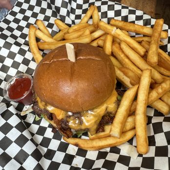 OBQ Burger - OBQ Burger - Burgers Near Me - Toronto, Ontario OBQ Burger - OBQ Burger - Burgers Near Me - Toronto, Ontario
