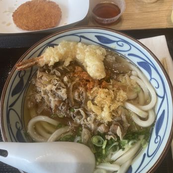 Marugame Udon - Beef udon, regular sized - Japanese Near Me - Arcadia, California Marugame Udon - Beef udon, regular sized - Japanese Near Me - Arcadia, California