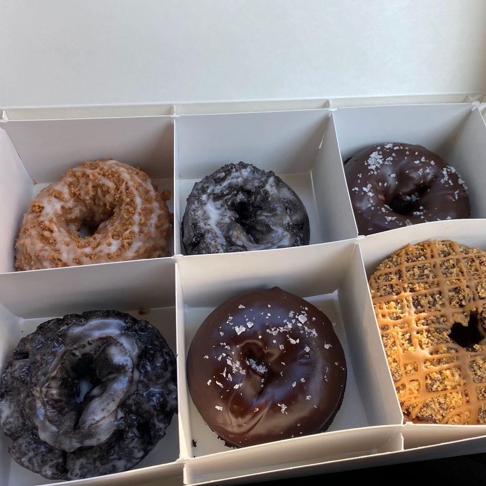 Beacon Doughnuts - Donuts Near Me - Chicago, Illinois Beacon Doughnuts - Donuts Near Me - Chicago, Illinois
