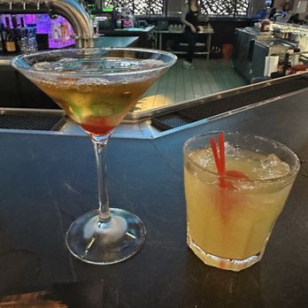 Scoundrels Tavern & Eatery - Adult beverages - Burgers Near Me - North Las Vegas, Nevada