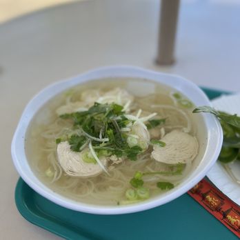 Sandwich Maker - Chicken pho - Sandwiches Near Me - Los Gatos, California Sandwich Maker - Chicken pho - Sandwiches Near Me - Los Gatos, California