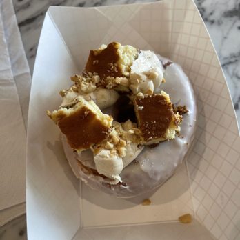 The Goods - Peanut butter cheesecake donut 10/10 - Donuts Near Me - Carlsbad, California The Goods - Peanut butter cheesecake donut 10/10 - Donuts Near Me - Carlsbad, California