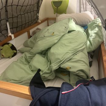 Pristine Eco Cleaning - Unmade bed even though the top bunk is at arm level. This bedroom seemed completely uncleaned. - Office Cleaning Near Me - Renton, Washington Pristine Eco Cleaning - Unmade bed even though the top bunk is at arm level. This bedroom seemed completely uncleaned. - Office Cleaning Near Me - Renton, Washington
