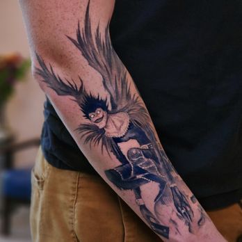 Glitterpoop Studios - @glitterpoops_ 
Master Artist at Glitterpoop Studios - Tattoo Near Me - Miami, Florida