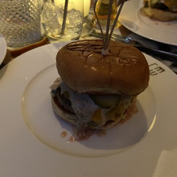 Marcus Restaurant + Terrace - Burger Wagyu - Breakfast & Brunch Near Me - Montreal, Quebec Marcus Restaurant + Terrace - Burger Wagyu - Breakfast & Brunch Near Me - Montreal, Quebec