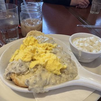 Honey-Jam Cafe - Biscuits And Gravy - Cafes Near Me - Bolingbrook, Illinois
