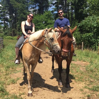 Mountain Creek Riding Stables - Horseback Riding Near Me - Cresco, Pennsylvania