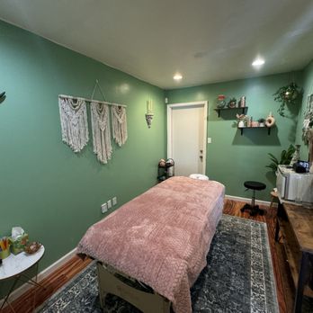 Homebody Massage Studio - Massage Therapy Near Me - San Diego, California Homebody Massage Studio - Massage Therapy Near Me - San Diego, California