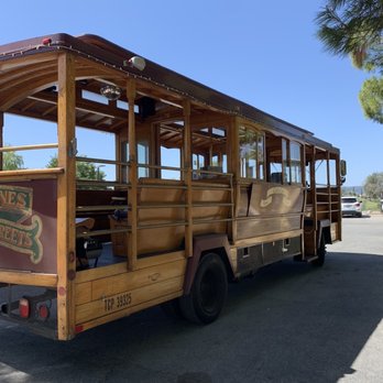 Temecula Valley Cable Car Wine Tours - cable car - Wine Tours Near Me - Temecula, California