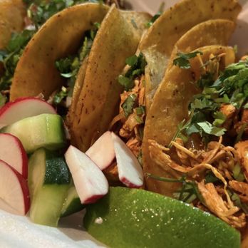 Taqueria Salsabanero - 3 tinga chicken and 1 barbacoa (far left) - Food Trucks Near Me - Raleigh, North Carolina Taqueria Salsabanero - 3 tinga chicken and 1 barbacoa (far left) - Food Trucks Near Me - Raleigh, North Carolina