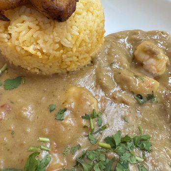 Ave Maria Restaurant - Sango de Camaro - Latin American Near Me - Los Angeles, California