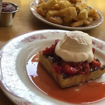 Rose's Cafe - French toast & potatoes - Italian Near Me - San Francisco, California Rose's Cafe - French toast & potatoes - Italian Near Me - San Francisco, California