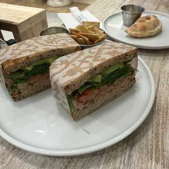 Pura Vida Miami - Breakfast & Brunch Near Me - Costa Mesa, California