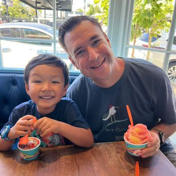 Happy Ice - Finally made it to Happy Ice with my son! - Food Trucks Near Me - Los Angeles, California Happy Ice - Finally made it to Happy Ice with my son! - Food Trucks Near Me - Los Angeles, California