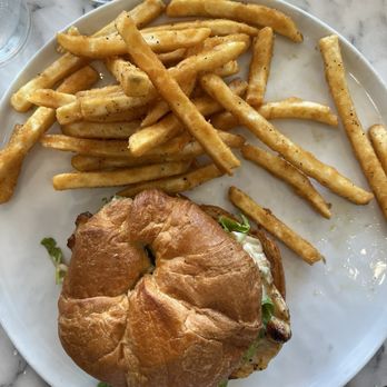 The Honey Hole - The Hivewhich - Breakfast & Brunch Near Me - Houston, Texas