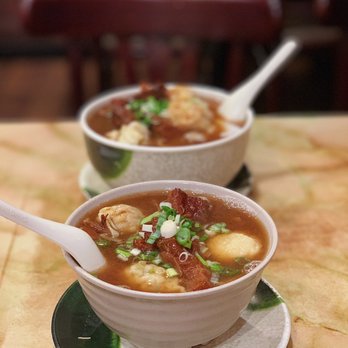 Mike's Noodle House - Wonton and Beef Brisket noodle soup: soo goood!! Instagram @seattle_foodlover - Cantonese Near Me - Seattle, Washington Mike's Noodle House - Wonton and Beef Brisket noodle soup: soo goood!! Instagram @seattle_foodlover - Cantonese Near Me - Seattle, Washington