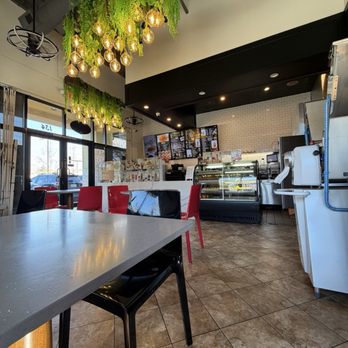 Le Creme - Inside - Desserts Near Me - San Jose, California