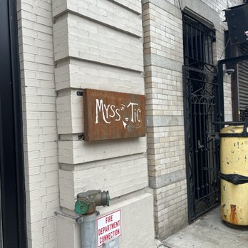 MyssTic Rooms - Escape Games Near Me - Brooklyn, New York