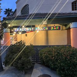 SeaCoast Beach Bar & Sports Grill - Outside