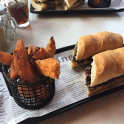 5th Earl Rosebery - Philly steak roll with sweet potato wedges