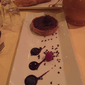 Bel Canto - Tarte au chocolat - French Near Me - Paris, 75 Bel Canto - Tarte au chocolat - French Near Me - Paris, 75