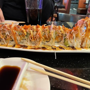 Mika sushi 3 - Summer roll - Sushi Bars Near Me - Denver, Colorado Mika sushi 3 - Summer roll - Sushi Bars Near Me - Denver, Colorado