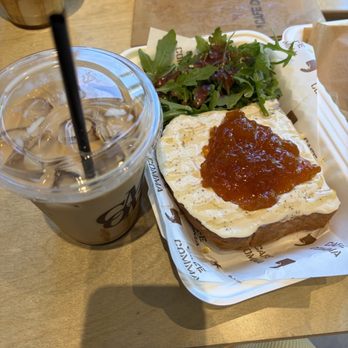 Cafe Comma - Brie Apricot toast - Coffee & Tea Near Me - Sandy Springs, Georgia