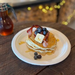Palmer's Sugar House - Pancake Breakfast at sugartime