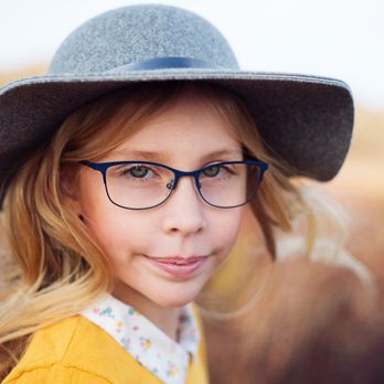 Two Roses Photography - Headshot of child from a family session - Session Photography Near Me Two Roses Photography - Headshot of child from a family session - Session Photography Near Me