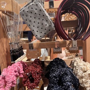 Brandy Melville - Cute accessories - Jewelry Near Me - Jacksonville, Florida Brandy Melville - Cute accessories - Jewelry Near Me - Jacksonville, Florida