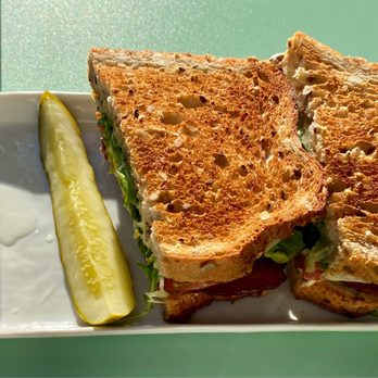 Roots Cafe - Dressed up BLT - Breakfast & Brunch Near Me - West McLean, Virginia