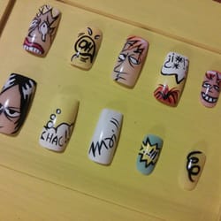Andrea Victoria Artist - Nail art tematica Maitena