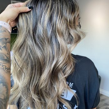Trapqueen Salon - Hair Salons Near Me - San Diego, California Trapqueen Salon - Hair Salons Near Me - San Diego, California