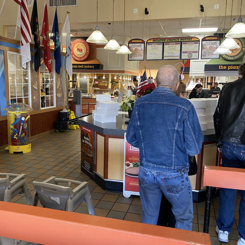 Golden Corral Buffet & Grill - Buffets Near Me - Norman, Oklahoma