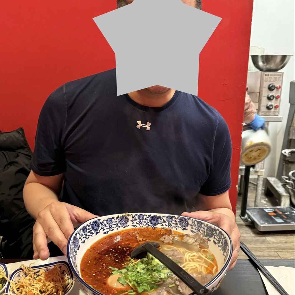Nouilles Zhonghua - Lanzhou bœuf maison / Lanzhou Spicy Beef Shank-large sized bowl - Noodles Near Me - Montreal, Quebec Nouilles Zhonghua - Lanzhou bœuf maison / Lanzhou Spicy Beef Shank-large sized bowl - Noodles Near Me - Montreal, Quebec